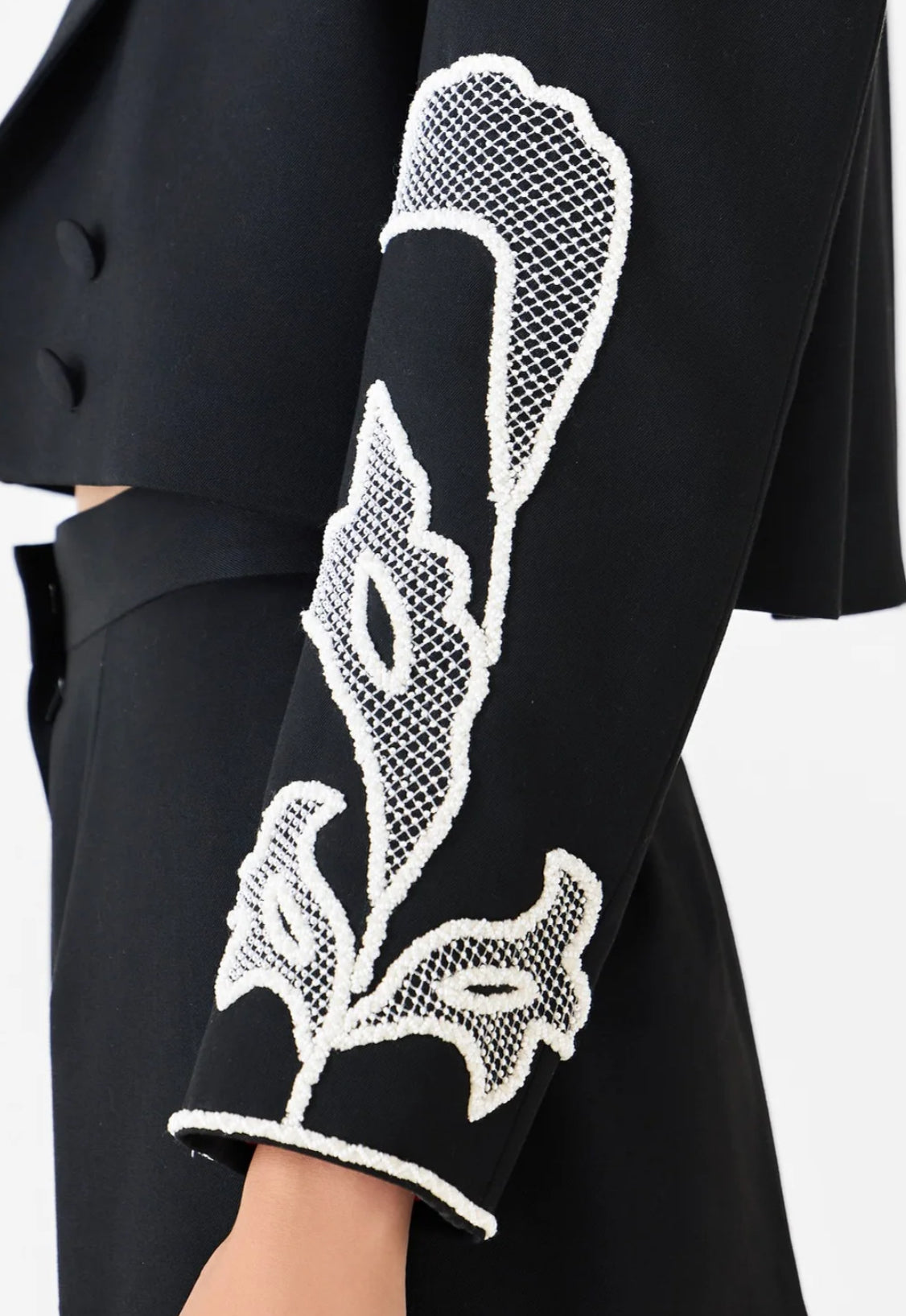 Rigu : Crop Blazer & Trouser