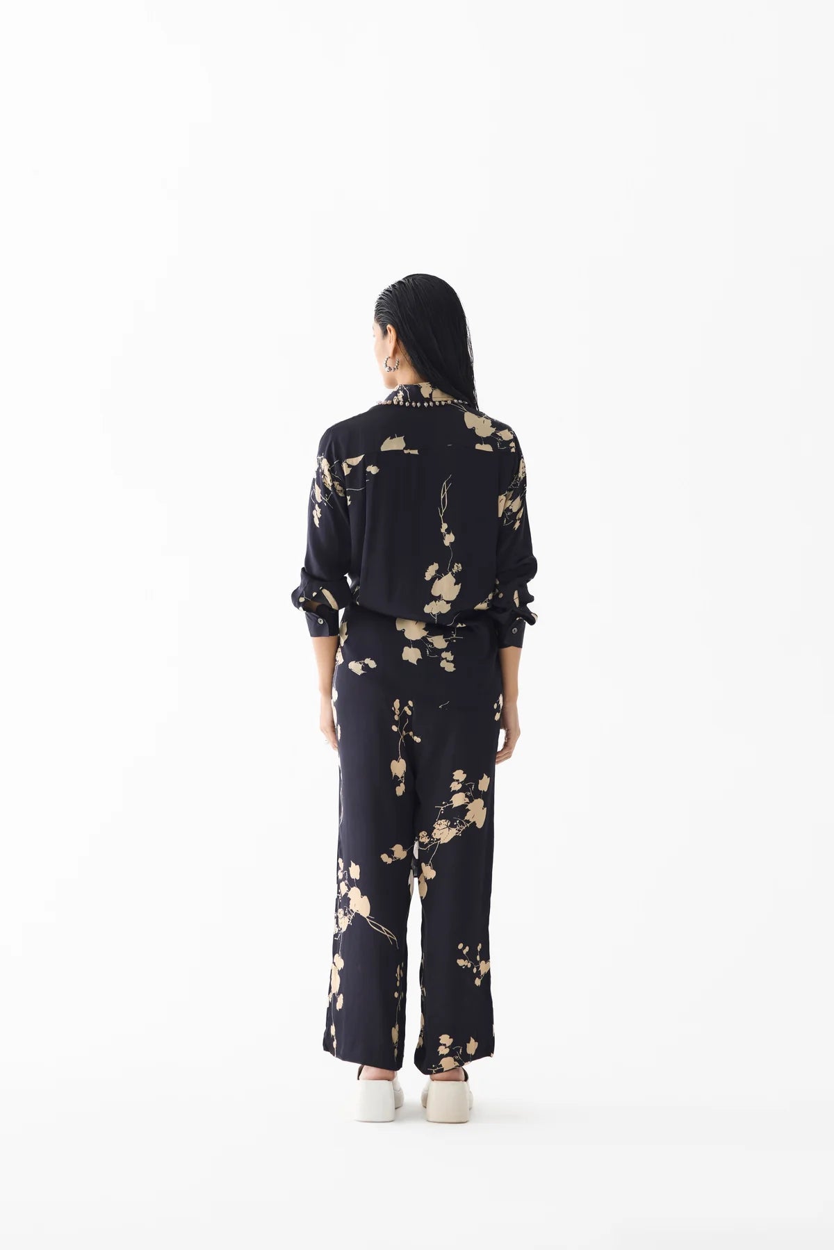 Rigu : Knot Shirt & Pants