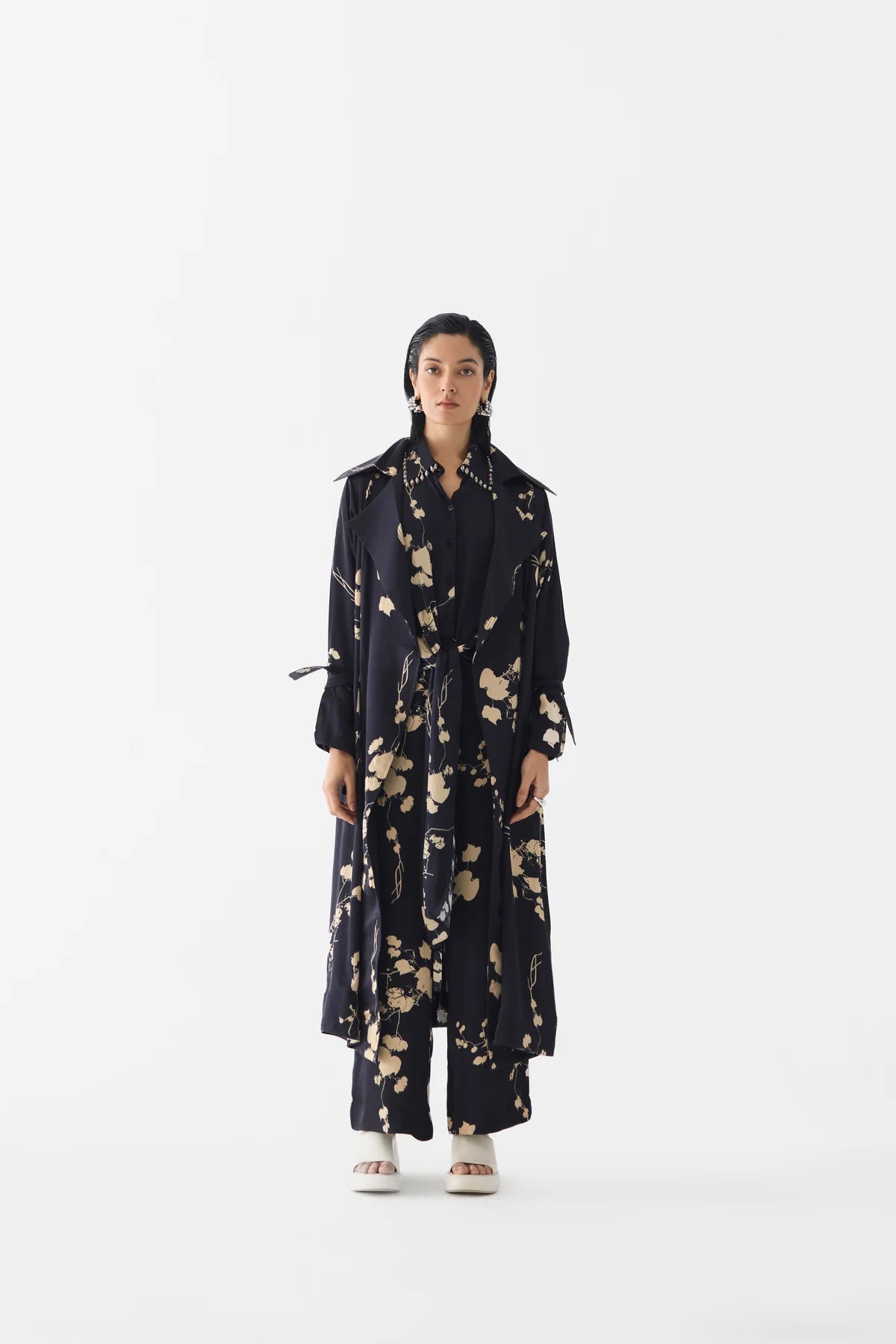 Rigu : Knot Shirt & Pants