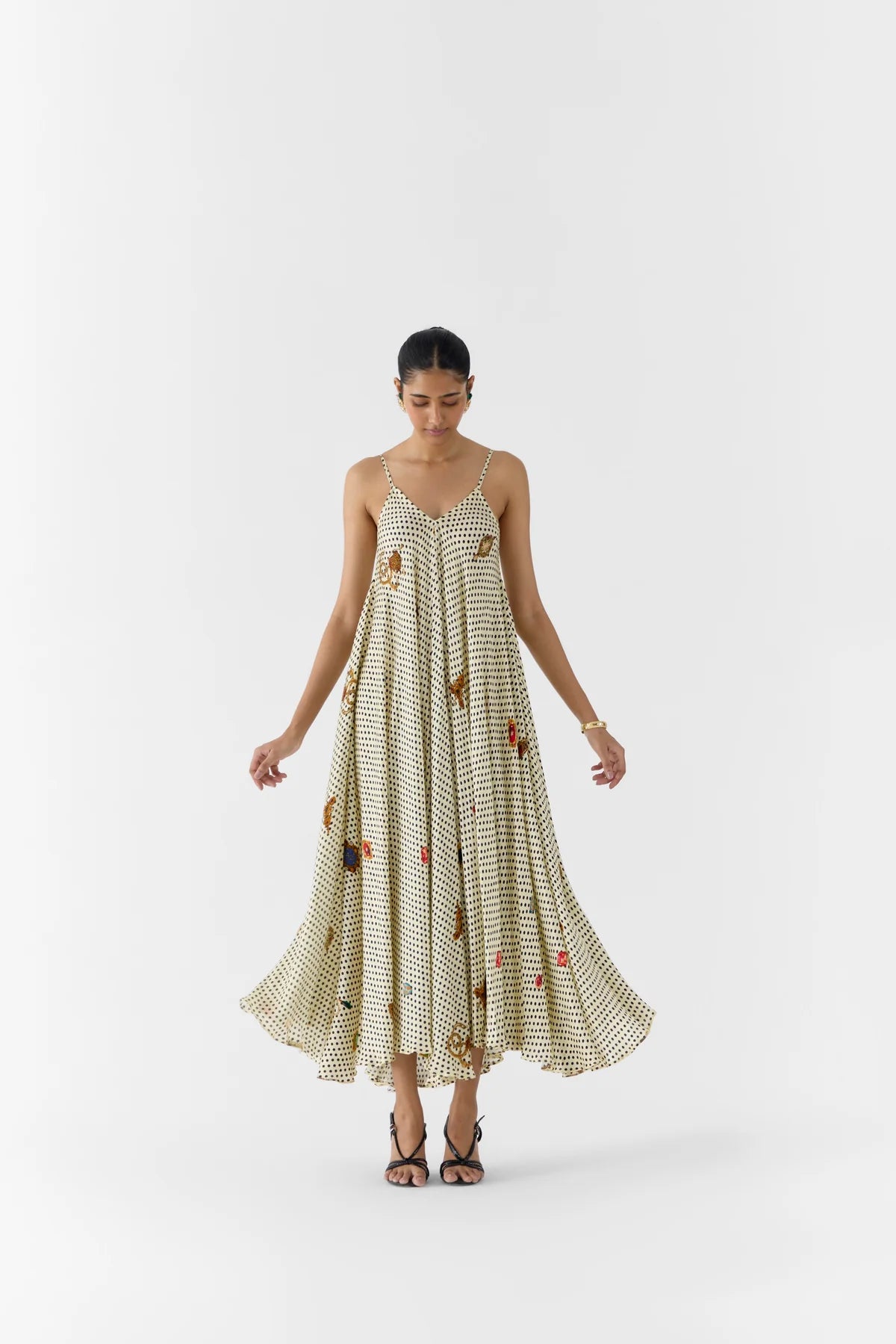 Rigu : Strappy Flowy Dress