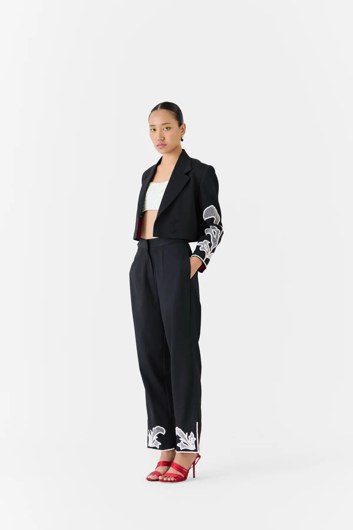 Rigu : Crop Blazer & Trouser